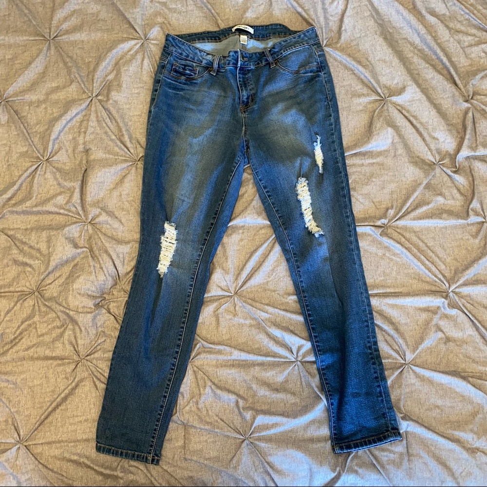 Refuge size 16 skinny jeans with rips
